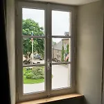 Domaine Airborne Bed & Breakfast
