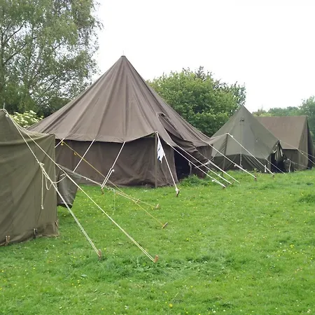 Domaine Airborne Frühstückspension 3*